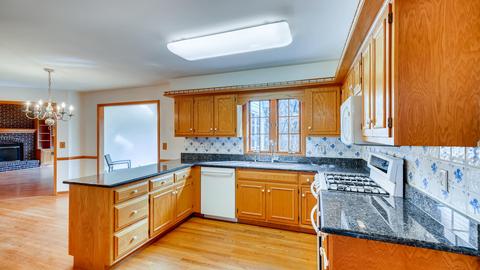 1224 Challenge Rd, Batavia, IL 60510 photo 10