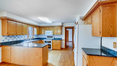 1224 Challenge Rd, Batavia, IL 60510 photo 7