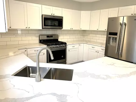 1234 Churchill Rd, Bartlett, IL 60103 photo 10