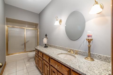 1226 W Bauer Rd, Naperville, IL 60563 photo 27