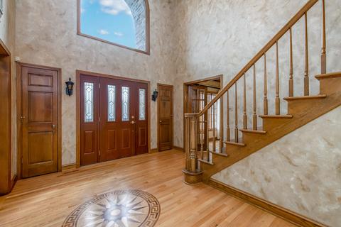 1226 W Bauer Rd, Naperville, IL 60563 photo 5