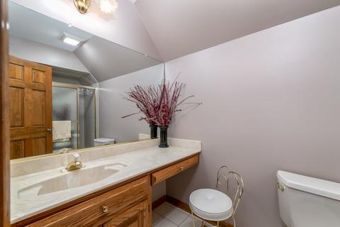 1226 W Bauer Rd, Naperville, IL 60563 photo 25