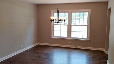 1348 S Main St, Wheaton, IL 60189 photo 8