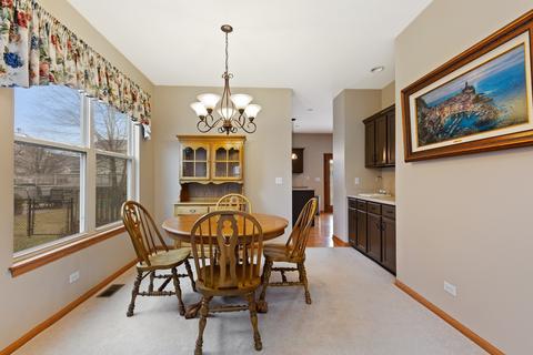 9713 Compton Dr, Huntley, IL 60142 photo 6