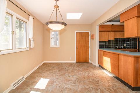 203 Gregory St, Normal, IL 61761 photo 14
