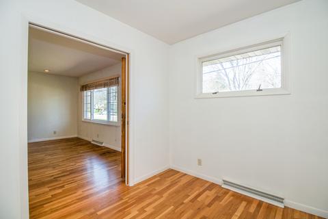 203 Gregory St, Normal, IL 61761 photo 9