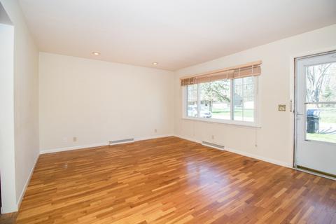 203 Gregory St, Normal, IL 61761 photo 7