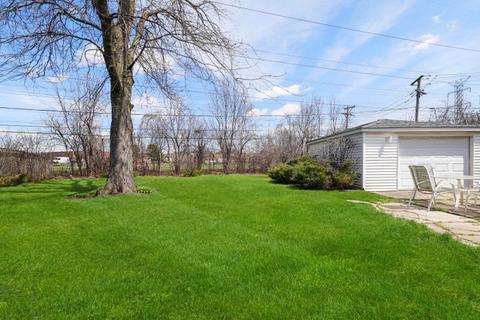 219 E Wayne Pl, Wheeling, IL 60090 photo 15