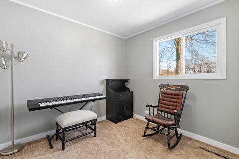219 E Wayne Pl, Wheeling, IL 60090 photo 12