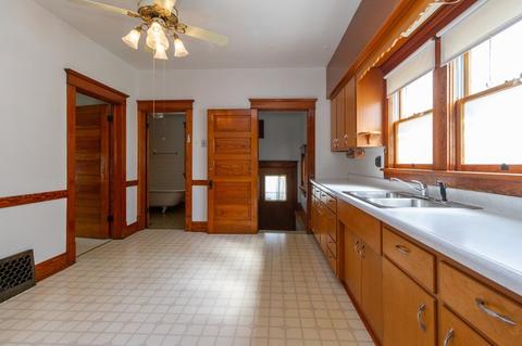 320 N 5th Ave, Kankakee, IL 60901 photo 7