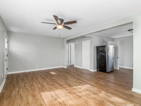 453 S Ohio St, Aurora, IL 60505 photo 4