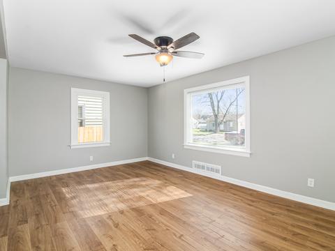 453 S Ohio St, Aurora, IL 60505 photo 11