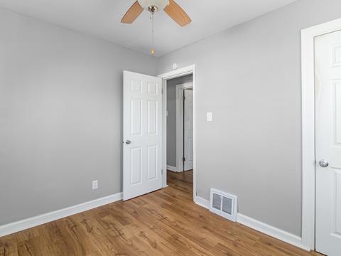 453 S Ohio St, Aurora, IL 60505 photo 10