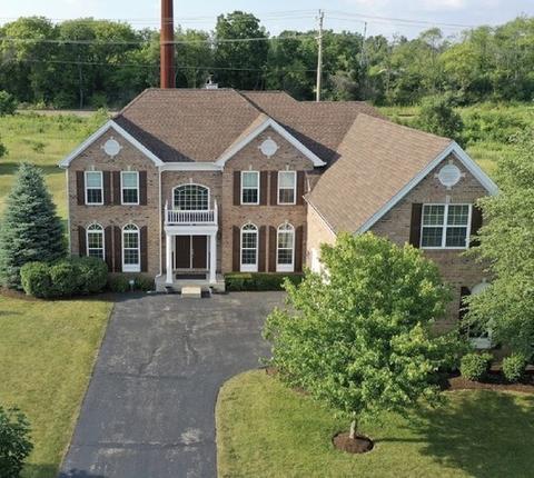 1103 Championship Dr, Elgin, IL 60123 photo 2