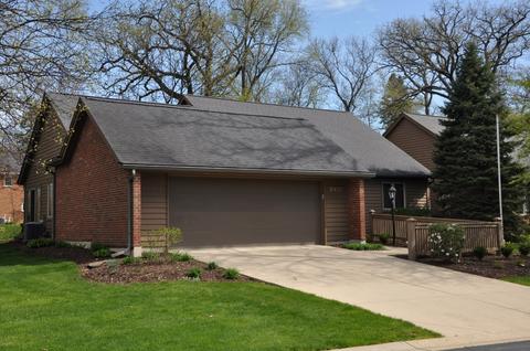 2475 Tall Oaks Dr, Elgin, IL 60123 photo 2