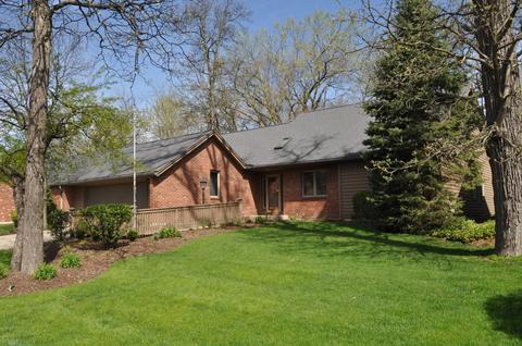 2475 Tall Oaks Dr, Elgin, IL 60123 photo 1
