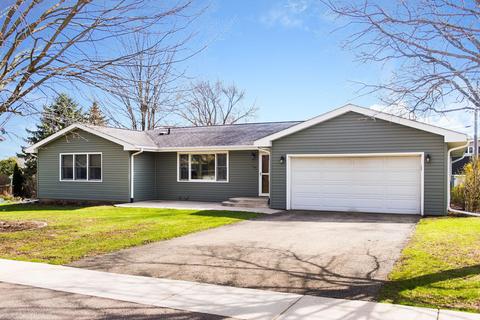 108 Kishwaukee Ln, Dekalb, IL 60115 photo 1