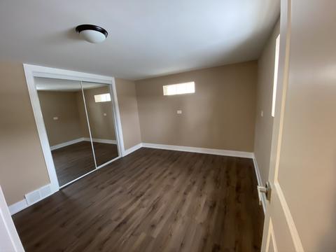 7801 Meade Ave, Burbank, IL 60459 photo 16