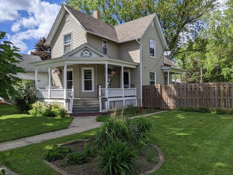 815 Berylan St, Belvidere, IL 61008 photo 1