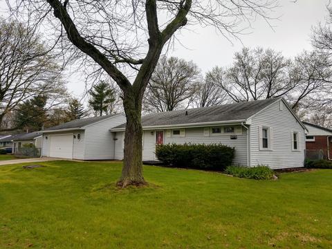1604 Sangamon Dr, Champaign, IL 61821 photo 1