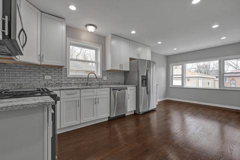 15728 Dobson Ave, Dolton, IL 60419 photo 18