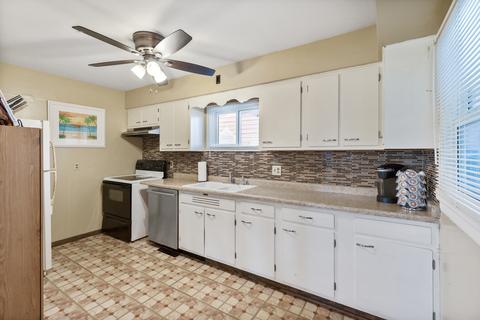 402 5th Ave, Marengo, IL 60152 photo 4