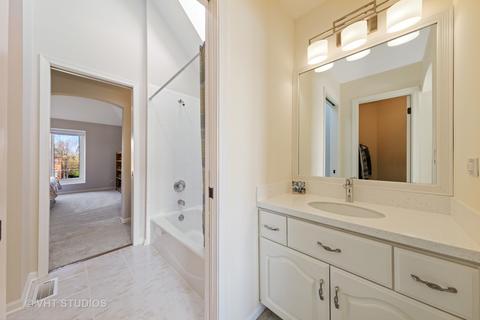 3651 White Eagle Dr, Naperville, IL 60564 photo 30