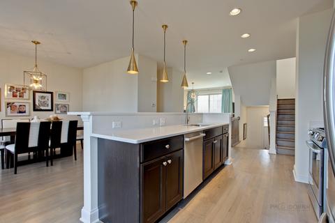 2018 Dauntless Dr, Glenview, IL 60026 photo 11