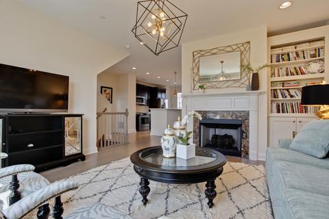 2018 Dauntless Dr, Glenview, IL 60026 photo 7
