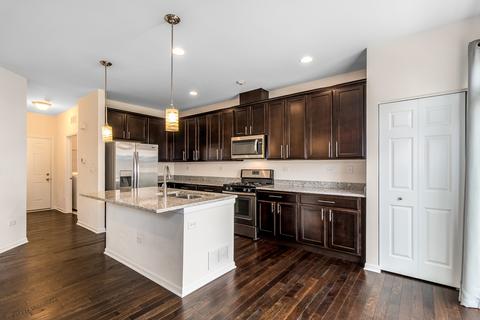 2707 Blakely Ln, Naperville, IL 60540 photo 3
