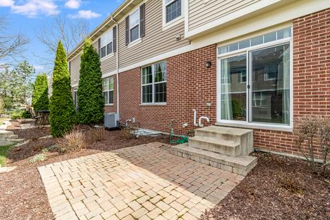 2707 Blakely Ln, Naperville, IL 60540 photo 17