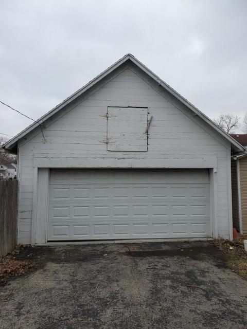 17 N Foley Ave, Freeport, IL 61032 photo 6