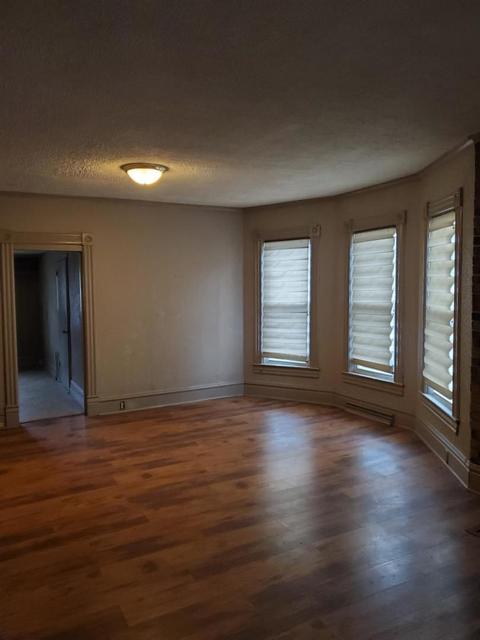 17 N Foley Ave, Freeport, IL 61032 photo 9