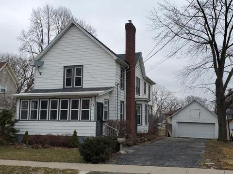17 N Foley Ave, Freeport, IL 61032 photo 1
