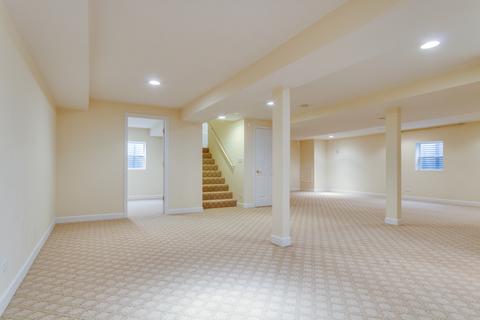 7854 Nursery Dr, Gurnee, IL 60031 photo 28