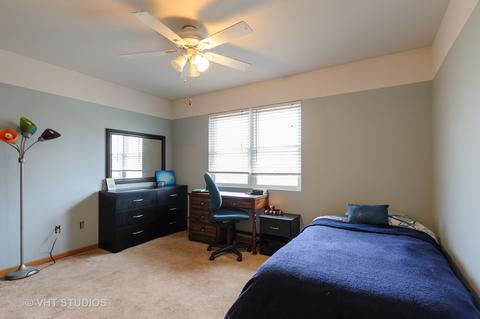 5508 Glenbrook Trl, Mchenry, IL 60050 photo 9