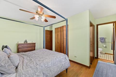 8248 W Lyons St, Niles, IL 60714 photo 9