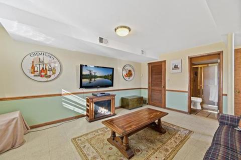 8248 W Lyons St, Niles, IL 60714 photo 14