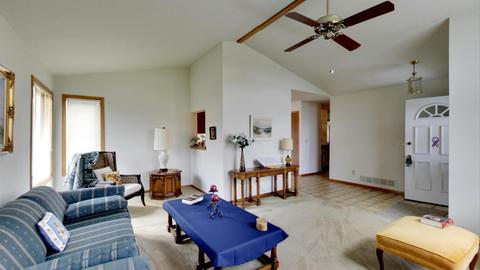 1105 4th St, Harvard, IL 60033 photo 4