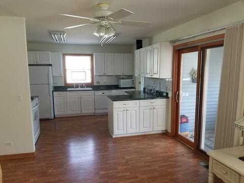 645 Jamison Ln, Hoffman Estates, IL 60169 photo 8