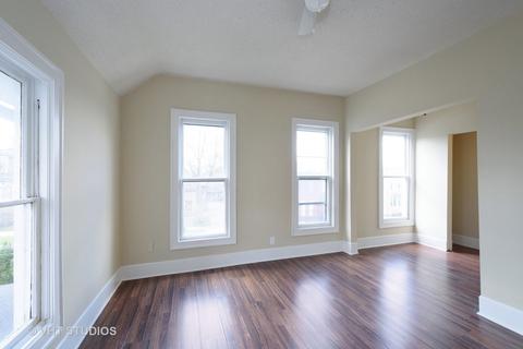 318 Du Page St, Elgin, IL 60120 photo 8