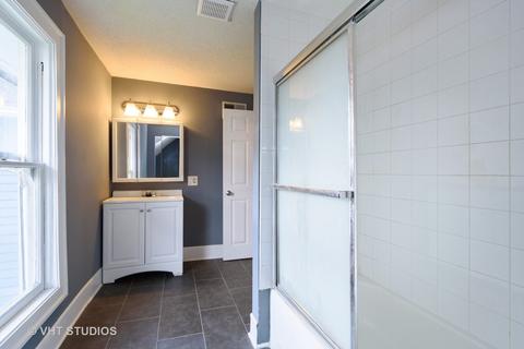 318 Du Page St, Elgin, IL 60120 photo 12