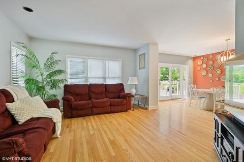 2247 Glenview Rd, Glenview, IL 60025 photo 9