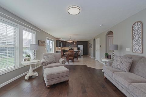 2511 Fieldstone Ct, Normal, IL 61761 photo 9