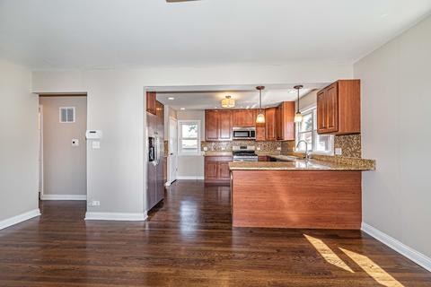 1213 N Irving Ave, Berkeley, IL 60163 photo 5