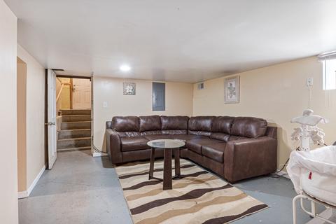 518 Scribner St, Joliet, IL 60432 photo 19