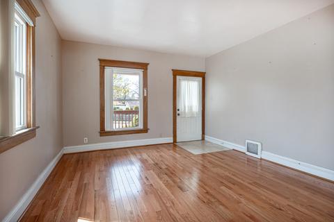 518 Scribner St, Joliet, IL 60432 photo 5