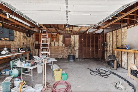 518 Scribner St, Joliet, IL 60432 photo 24