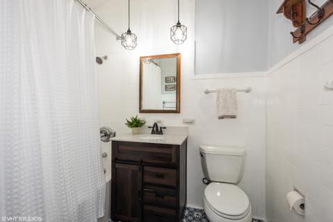 129 S Summit St, Wheaton, IL 60187 photo 13