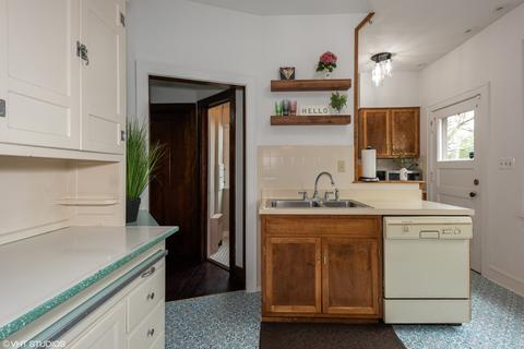 129 S Summit St, Wheaton, IL 60187 photo 7